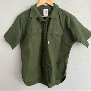 Topo Designs outdoors shirt, olive green Button Down Shirt, medium